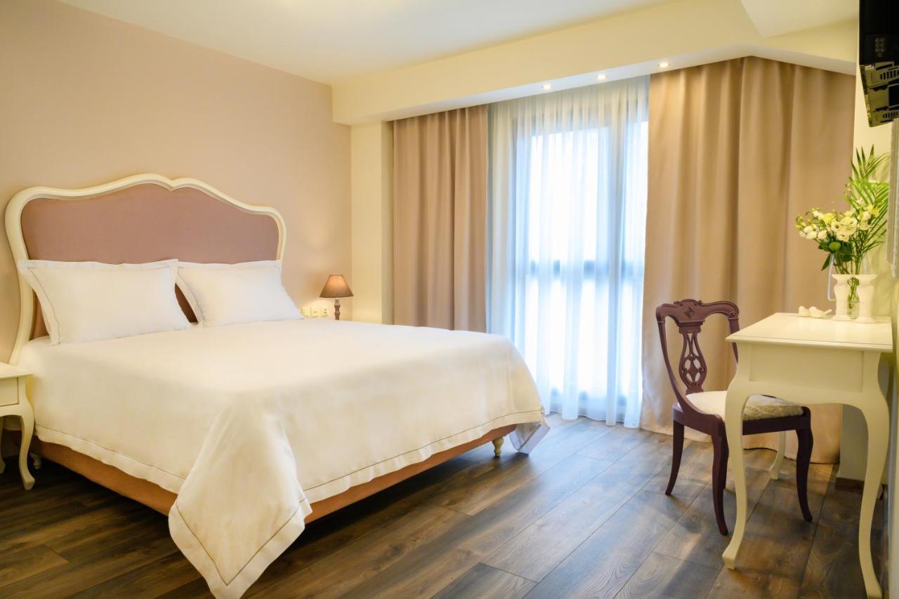 Emerald Suites ฟลอรินา ภายนอก รูปภาพ